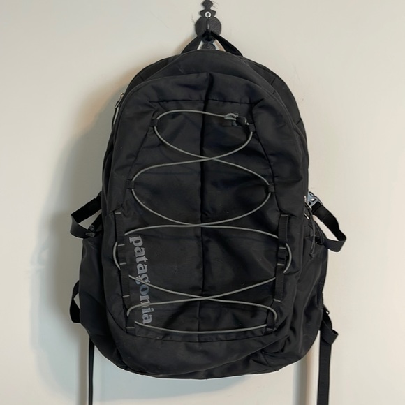 Patagonia Handbags - Patagonia black unisex backpack